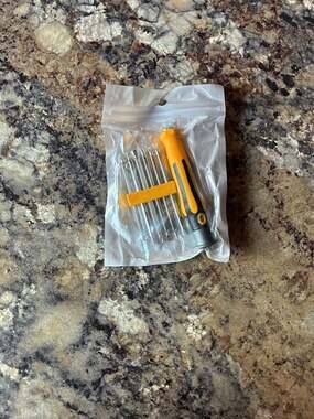 Multi-Function 6-in-1 Magnetic Precision Screwdriver Set with Interchangeable Bi